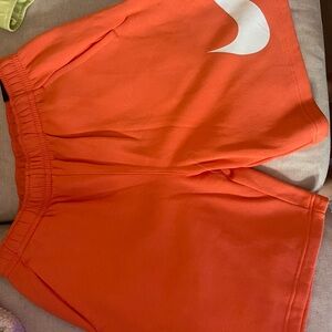 Nike Mens Peach color Shorts